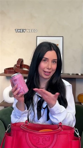 What’s in my bag as a paralegal for trial! My survival kit for the courtroom.