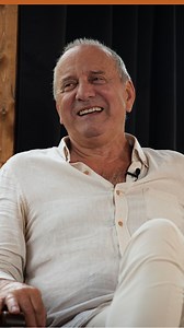 Michel Côté s'ouvre à Serge Fiori sur son désir de découvrir l'inconnu dans un entretien intime, filmé aux abords du majestueux Lac St-Jean en 2022. 📖 📺 Chez Padré avec Serge Fiori, dès le 10 décembre dans la section Véro.tv d’ICI Tou.tv EXTRA et sur Radio-Canada OHdio | KOTV