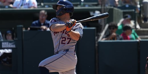 Rejuvenated Altuve makes huge throw home -- and can't stop getting on base