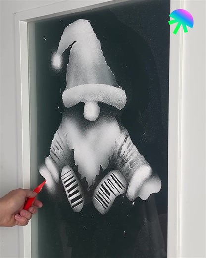 How to make a snow spray Christmas gonk 🎅 | Genius Inventions