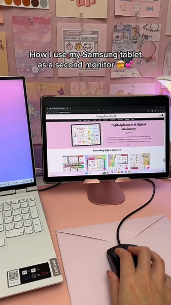 Using my galaxy tab S9 as a second monitor 🤯 Come learn more Samsung tips with me on my YT channel 💕 #galaxytabs9 #samsunggalaxy #samsungtablet #samsungtips #androidtips #galaxytabs9plus #samsunggalaxytab #galaxytabs9ultra