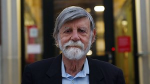 This 'legend' fought Big Tobacco and won. Now, he's targeting a new 'public health threat'