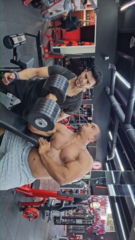 Sahil Khan®️ on Instagram: "Training With World's Strongest Bodybuilder @larrywheels 🔥💪"