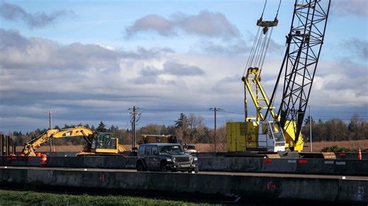 2025 Salem-area road projects: A roundabout on a major highway, numerous bridges