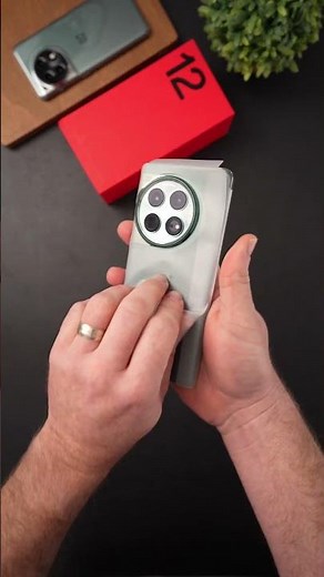 OnePlus 12 unboxing