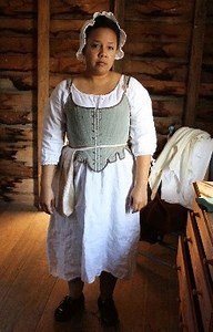 Layer up! As the weather cools back down, our interpreters bundle up just as their 18th-century counterparts did. Fortunately, our staff has the Colonial Williamsburg Costume Design Center, which provides layers and guidance on maintaining colonial authenticity! Can you name all of these layers (modeled by Actor Interpreter Programming Lead Deirdre Jones)? Head over to our Instagram Stories to take the quiz for yourself and learn about each layer in the process! instagram.com/colonialwmsburg/ | 