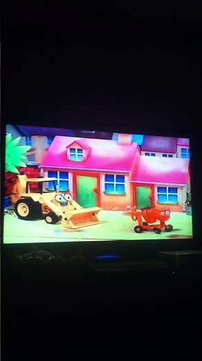 Bob The Builder Mucky Muck (BBC Children's Favourites Version) Dizzy Makes Siren Noises