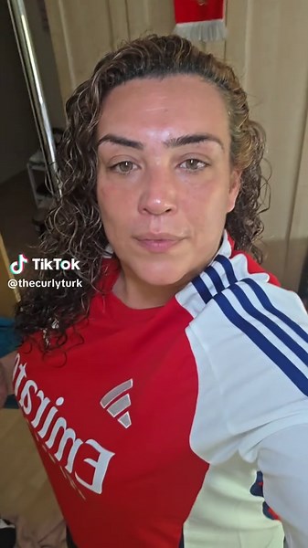 Rake and Scrunch Method for Beautiful Curls