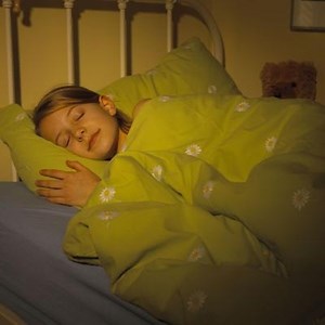 How to Refluff a Down Comforter After Washing | Homesteady