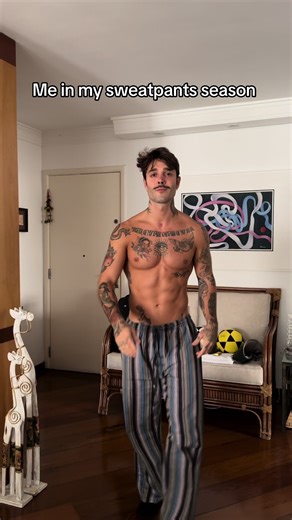 Comfy Sweatpants Outfit Ideas for a Stylish Season