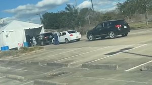 2 COVID testing sites reach capacity as Houstonians prepare for holidays