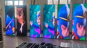 HD Moveable LED Poster Display Screen Indoor Outdoor Floor Standing P1.8 P2 Foldable Led Poster Screen  P2.5 Led Screen Poster