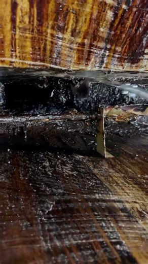 Scrapers Designed To Get Into Tight Spaces