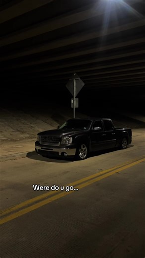 Exploring the Quiet Moments of Life While Driving