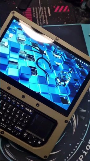 Raspberry Pi 4 Kali Cyberdeck