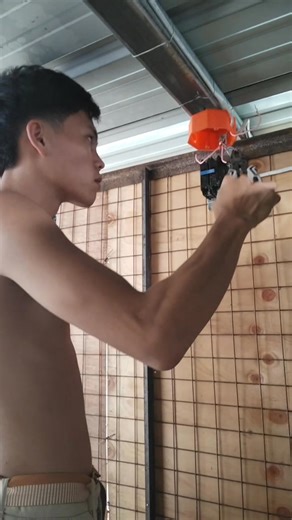 Circuit breaker Installation #electrician | Mester B. Tv