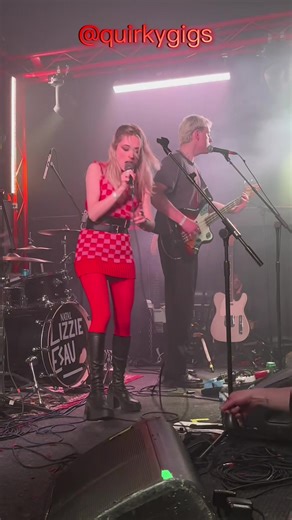 I saw Lizzie supporting Coach Party at Gorilla just under two weeks ago and she was fabulous! Everyone really enjoyed her set and she put in some superb performances. You can download her singles and EP’s on the major streaming platforms as well and I recommend that you do because she is really, really good! Definitely happy to promote her on here! 🎸🎸🎙️🎙️🔥🔥 #alternativemusic #gigs #lizzieesau @Lizzie Esau