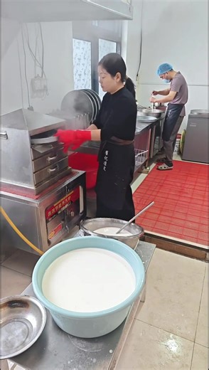 Steamed cold noodle oven / drawer-type steamed cold noodle steamer