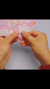 20 reactions | Origami love handbag tutorial. #Origami #Handbag # Origami Bag # Origami Tutorial # Handmade Bag Origami #Creative #Handmade paper craft | paper craft | Facebook