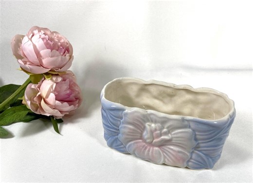 Vintage Royal Copley Blue Pink Pastels Hibiscus Flowers Planter, 1950s. - Etsy