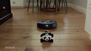 iRobot Roomba Combo j7 TV Spot, 'Chew Toy'