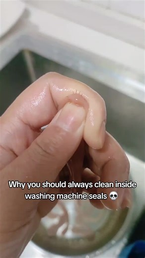 Underrated Simpsons Moments on Instagram: "Why you should always clean inside washing machine seals 💀 #lifetips"