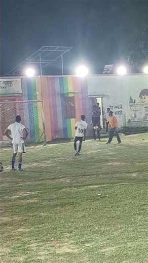 Football ⚽ #match #daynight #takkar #match