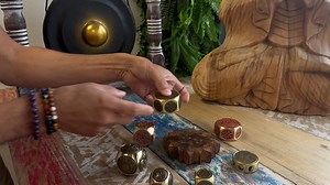 Feng shui fortune spinner