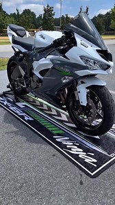 ZX-6R color-matched mats. 🔥 Ready-made designs in different colors — all in the collection. Designed for the garage & the track. | Motorcycle Pit Mat