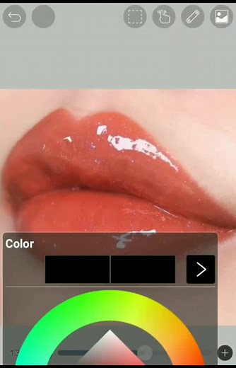 Glossy Lip Colors: Transforming Shades in Close-Up
