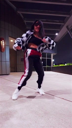 Shuffle Matchcut #dance #housemusic #bestshuffle #shuffledance #dancer #choreography #footwork