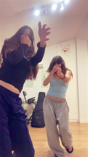 Exploring the Sound of Howling: A Musical Journey