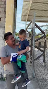 214K views · 6.5K reactions | ¡NIÑO GENIO! 朗 Santiago vive en la localidad de El Llano, municipio de SanBlas; Nayarit. Con solo 5 añitos, Santi, sabe a la perfección los estados de la República, capitales del mundo, sumas y restas, en español e inglés, así como raíz cuadrada, fórmulas químicas y muchas cosas más !!!  Nataly Tizcareño L. | Antonio Tello - NTV+ | Facebook