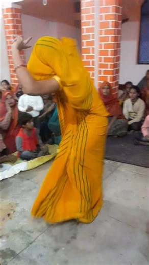 New dehati nach geet //नई दुल्हन का कमर तोड़ नाच गीत देहाती नाच गीत संगीत #dehati #dance #viralvideo