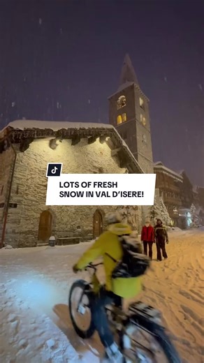 Fresh Snow in Val d'Isère: Last Room Available!