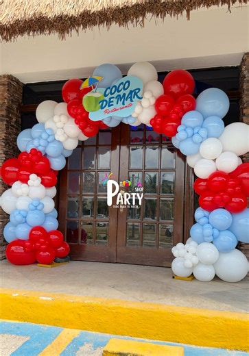 Decoración para la inauguración del nuevo Restaurante Coco de Mar 🌊 Muchísimo Éxito ✨ . . Cotizaciones al 📲 9984024744 #decoracionconglobos #partyshopcancun #ballons #decoraciones #cancun