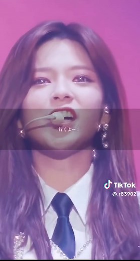 TWICE 伝説のライブ - 東京ドームでの最高の瞬間
