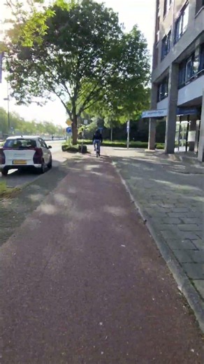 Cycling from the City Streets Straight to the Canal 🚴‍♂️ | Flatrideshort #93