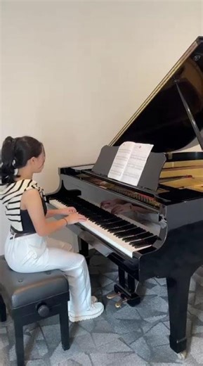 Basic Piano Practice 🎹 Repeating Simple Piano Exercises 2