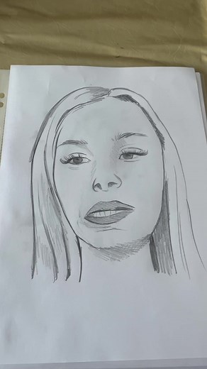Disegni Facili e Tutorial Creativi per Tutti
