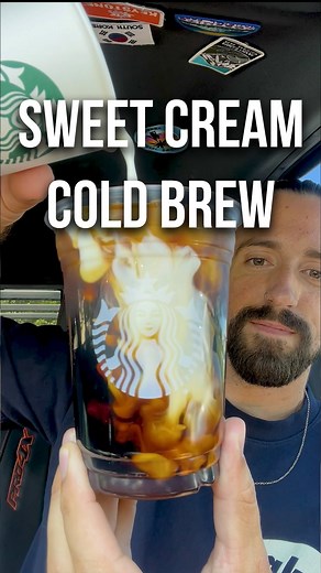 Sweet Cream Cold Brew ~~~~~Approximate Macros~~~~~ Protein: 1g/Carbs: 4g/ Fat: 5g SUGAR: 4g Caffeine: ~200mg ‼️70 Calories‼️ • I’ve said it before and I’ll say it again, sweet cream is the best! And I bet you didn’t know that a splash of sweet cream is under 100 calories! • ✅HOW TO ORDER✅ • 1️⃣Ask for a GRANDE Sweet Cream Cold Brew 2️⃣Ask to SUB for Sugar free vanilla 3️⃣THATS IT • This is the easiest drink to order that I have ever recommended. So if you’ve got anxiety giving the barista a cust