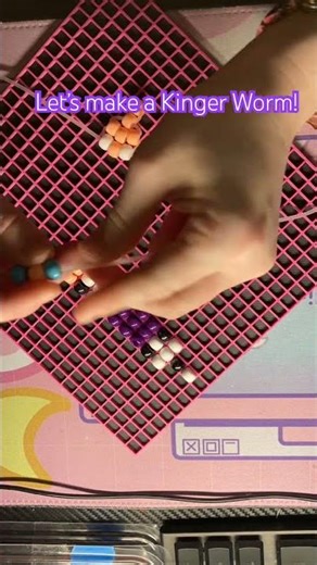 DIY Kinger kandi worm The Amazing Digital Circus #tadc #crafts #kandi #kandiworm
