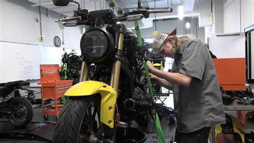 Have you ever wanted to learn how engines work!? Check out Small Engines at PVHS! This is one of the many CTE courses available for students to take. Stop by to see Mr. Mattson with any questions you have. Keep an eye out for registration information coming soon! Commercial created by students in Audio/Video Production I. | Prairie View High School