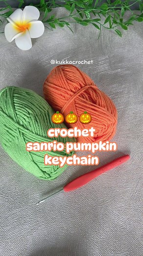 Seasonal Crochet Keychain Ideas