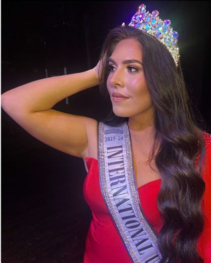 Oh you know… 💃🏼#pageant #florida #alumniweekend @International United Miss