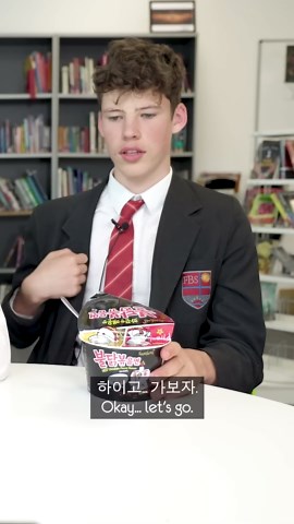 British students vs. Korean fire noodles: No milk challenge!