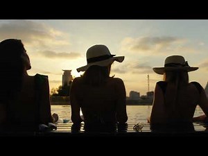 Latham Apollo 14. New look, classic styling from Latham Pool.