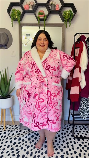 Alicia Gilby: Plus Size Fashion on Instagram: "The perfect plus size bow themed robe from @ullapopkenusa. This robe is so soft and cozy and, like all of Ulla Popken’s line goes up to a size 32/34. Comment SHOP for links to this robe sent right to your DMs and use code aliciaulla for 35% off."