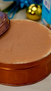 30K views · 151 reactions | Tin cakes are the perfect gift if you want to give something elegant but simple to make.  The packaging is pretty, and the recipes are usually not that hard to follow (especially for kitchen newbies!). Cookies and cream is always a crowd pleaser at every gathering, so Ynna churned out this simple version that you can try today!  | FEATR | Facebook