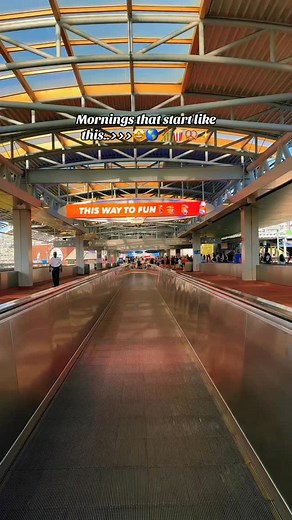 15K views · 2.4K reactions | The BEST way to start a day!朗✨ @universalorlando #universalstudios #universalstudiosorlando #orlando | Explore Orlando | Facebook